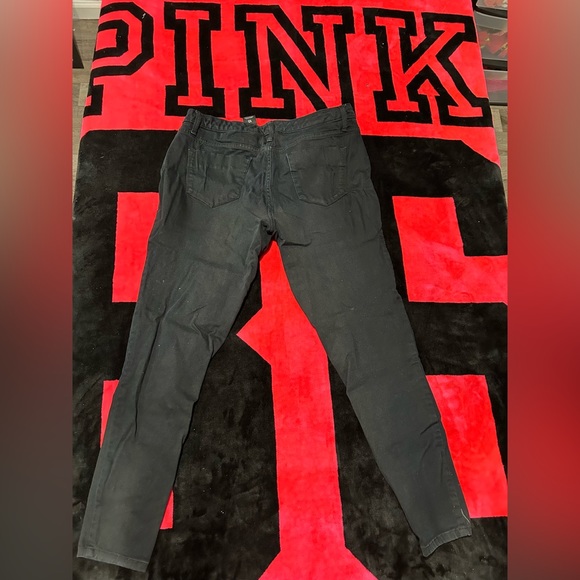 Jeans - Picture 3 of 3